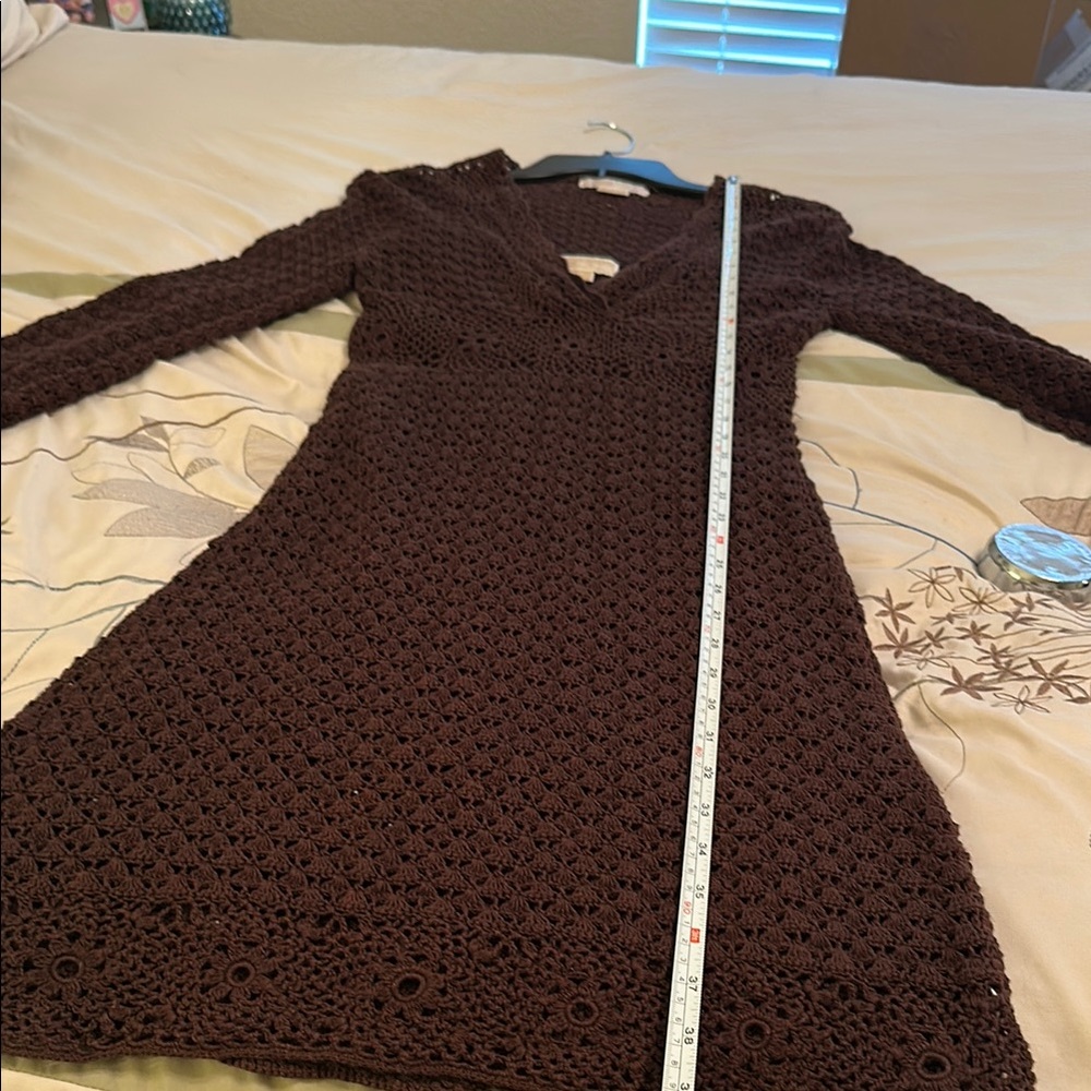 Michael Kors Elegant Brown Crochet Dress - Picture 11 of 15